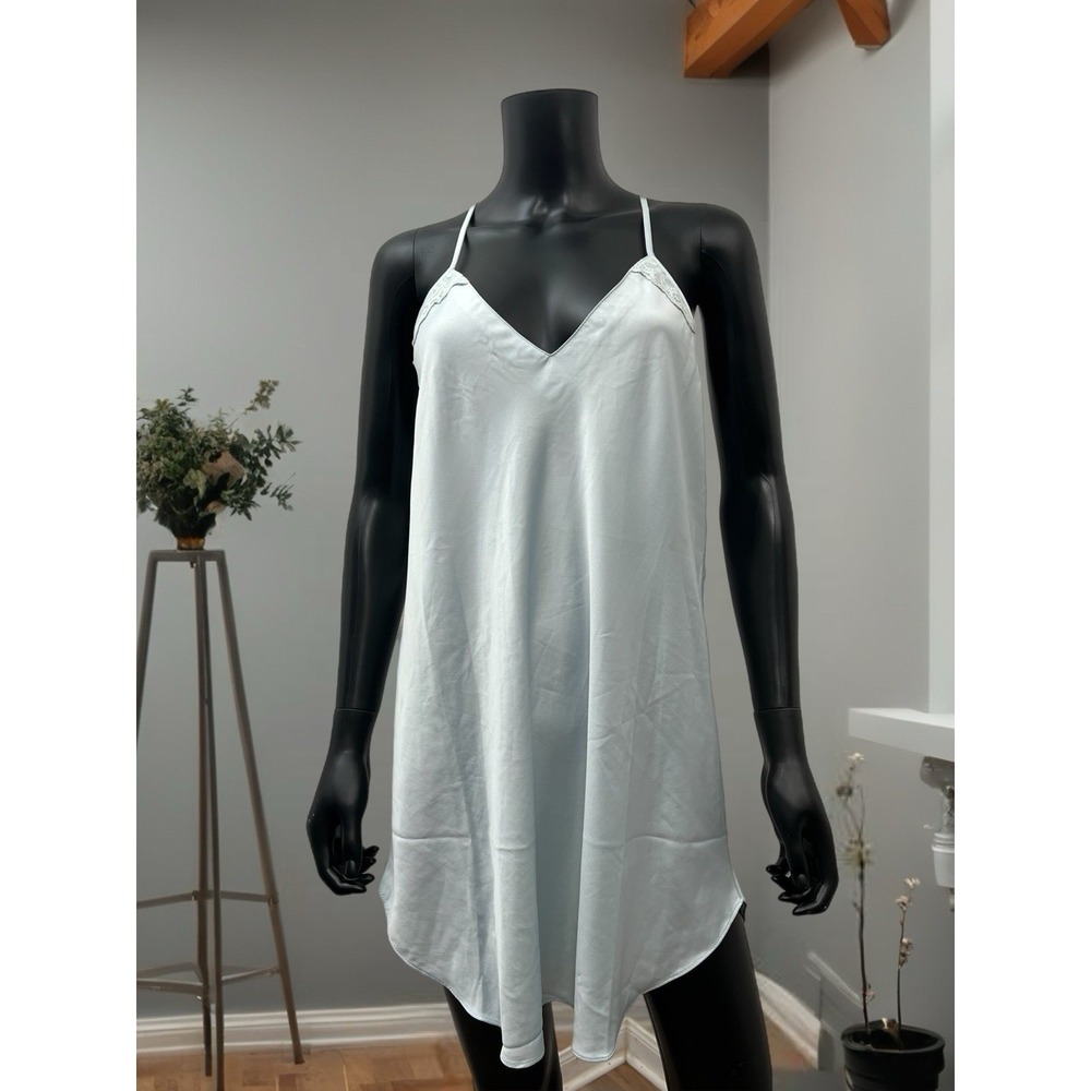 Flora Nikrooz Victoria CharmeuseChemise Size M‎ Satin blue SlipNightgown